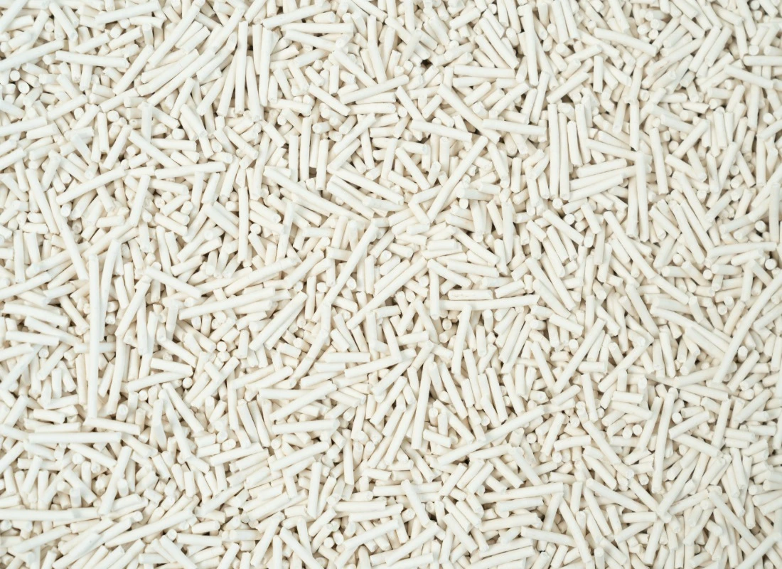compressed-tofu cat litter 1 compressed-tofu cat litter 1